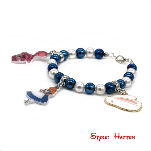 Disney theme bracelets with figurine included. - Picture 5 of 6